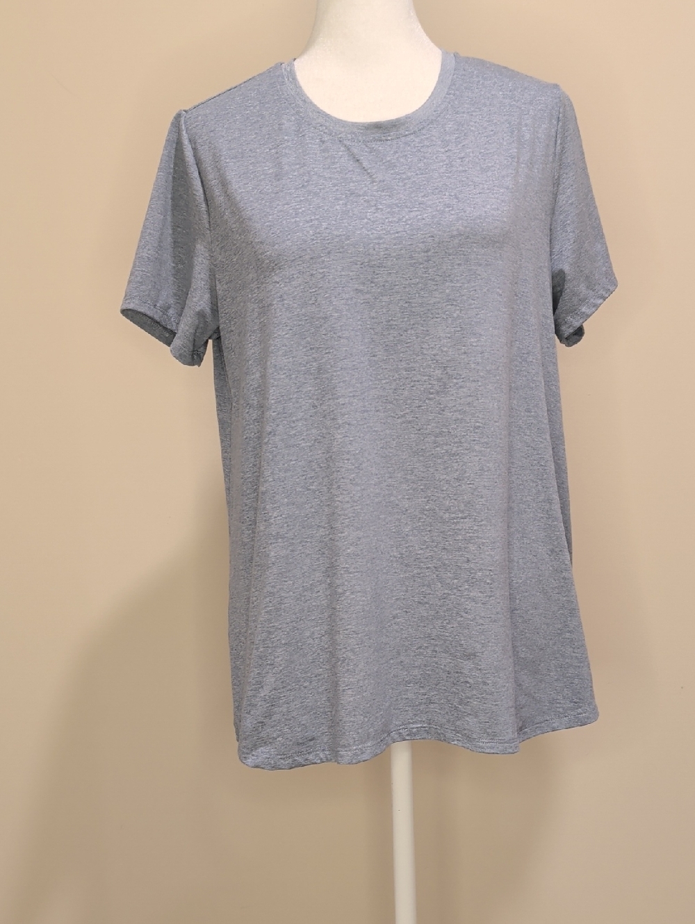 Soft Crewneck Tee in Heather Light Blue